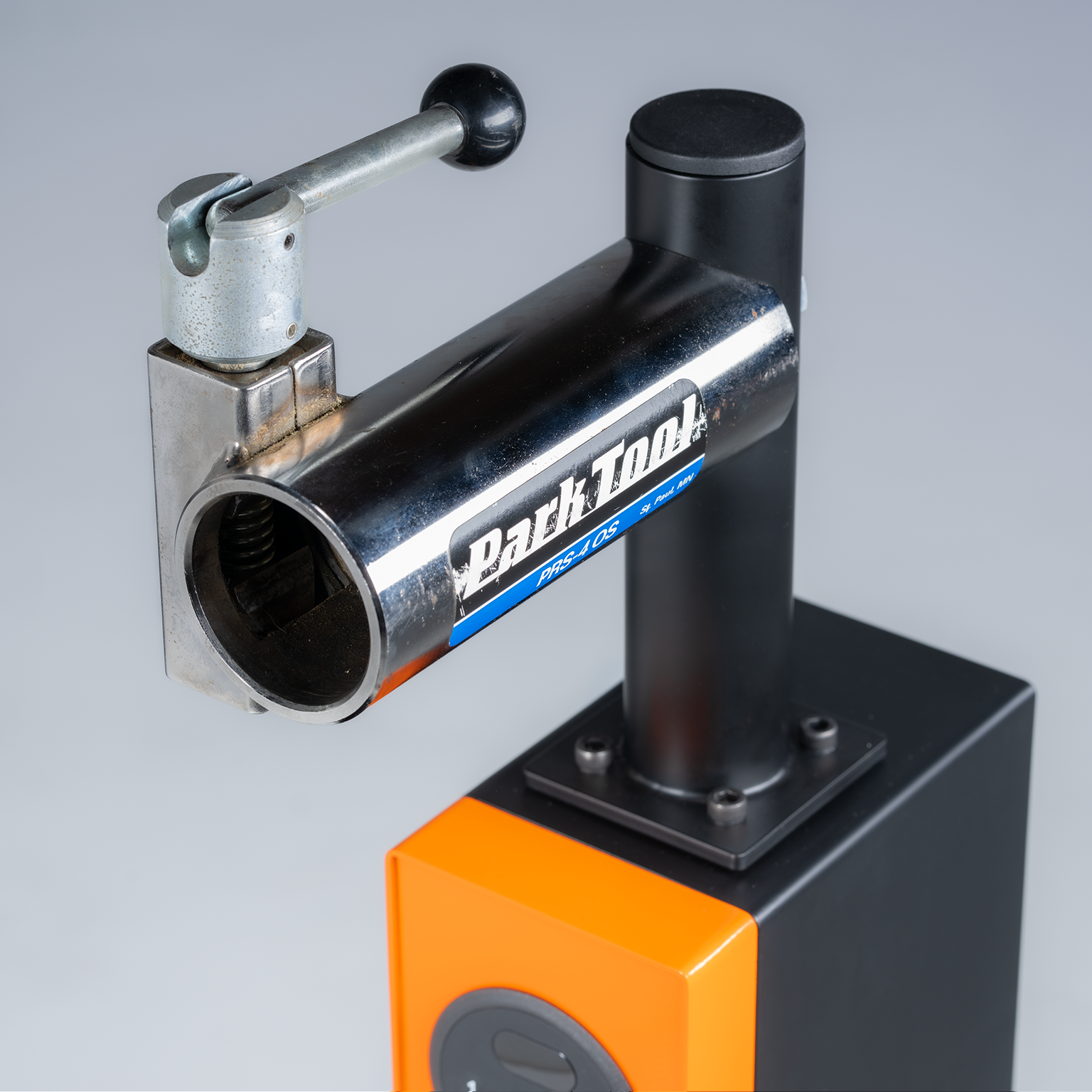 Dual Bike Lift for Park Tool® Clamp Chuck